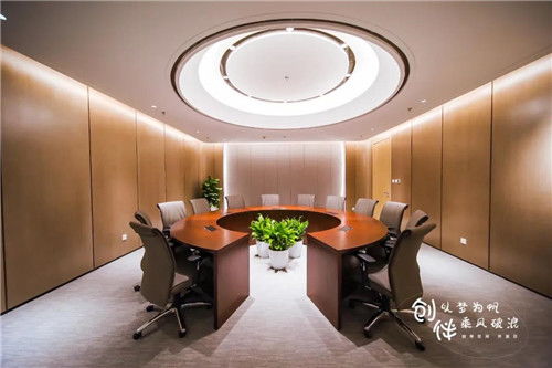 首創高科首個硬科技產業孵化器“創伴空間”正式開業——科技企業孵化新篇章